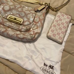 Cute Authentic Coach COLLECTION-purse AND wallet